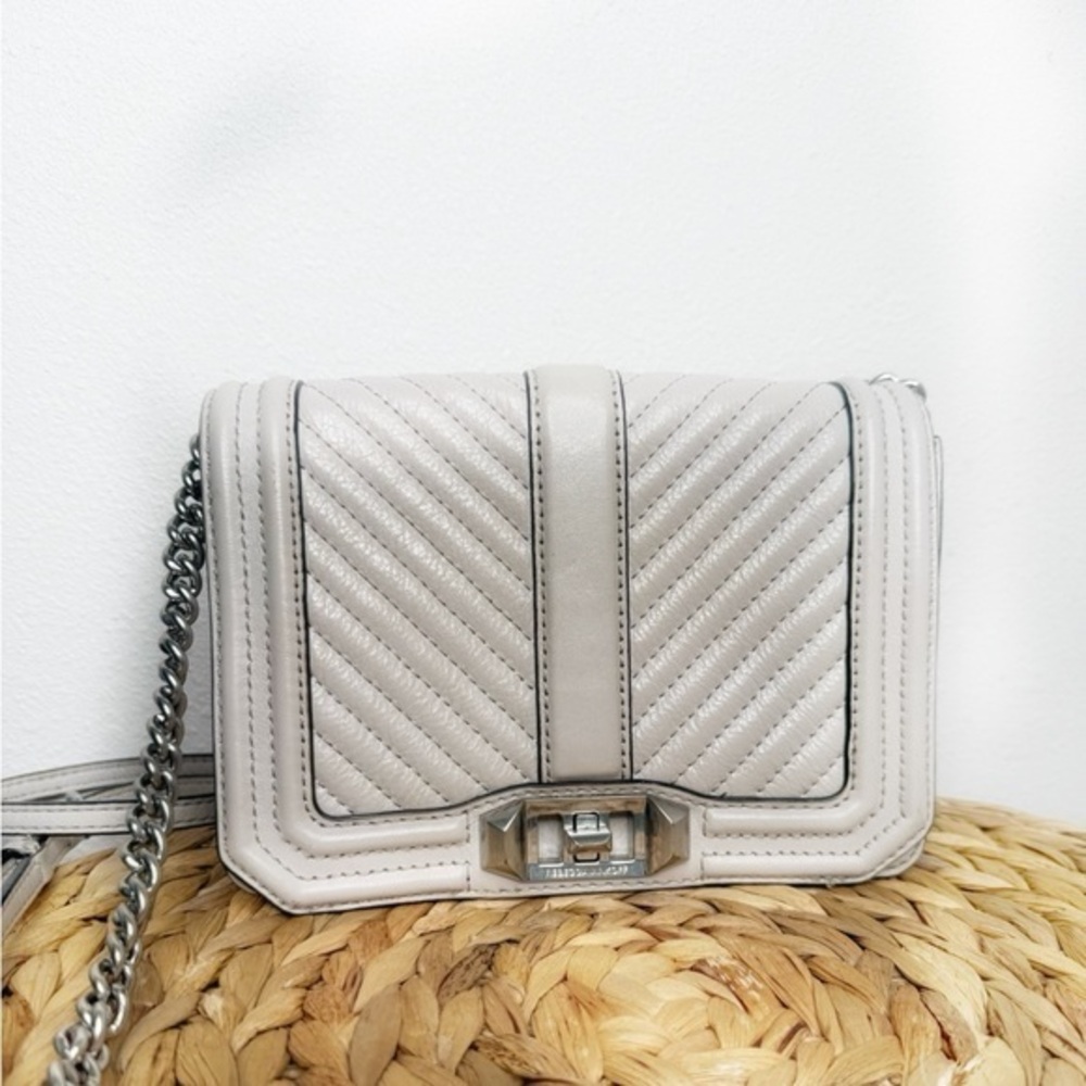 Rebecca Minkoff Purse Chevron Quilted Small Love Crossbody in Perla Pale Grey - Picture 2 of 14